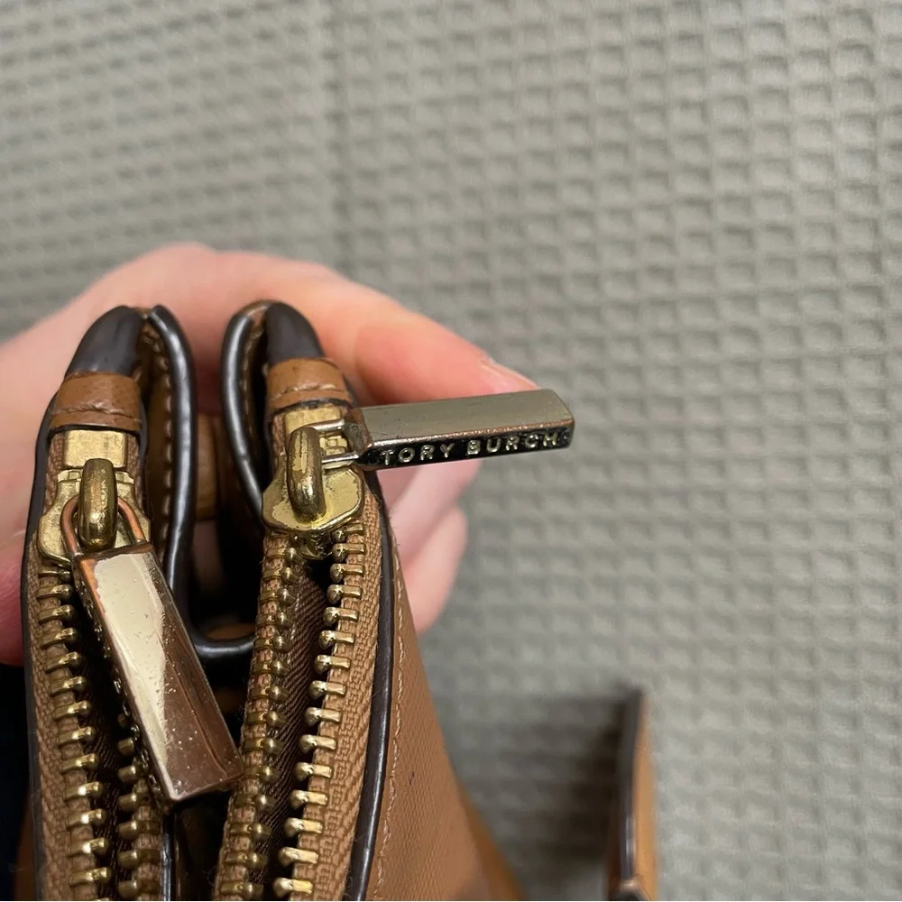 Tory Burch Robinson‎ Leather Tote Bag Brown with Original Fabric Bag